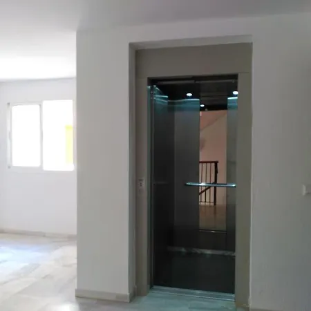 Piscina Y Garaje A 300 M De Playa Apartamento