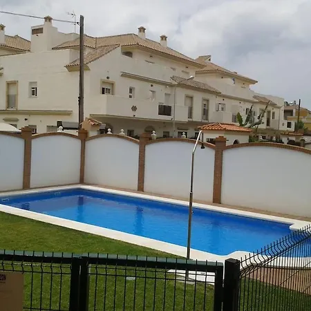 Apartamento Piscina Y Garaje A 300 M De Playa Rota